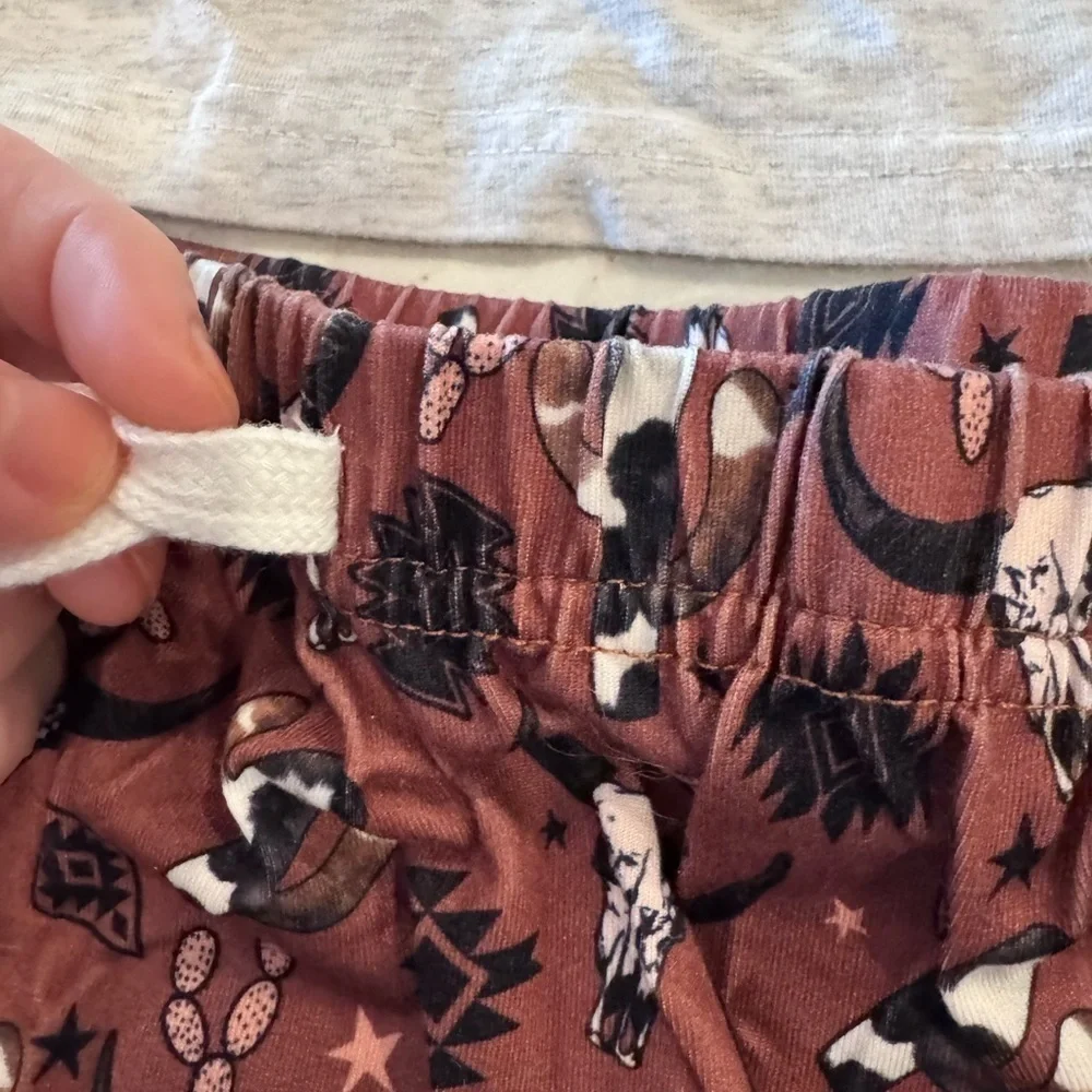 Gray Graphic Tee and Red Patterned Shorts Set Toddler
